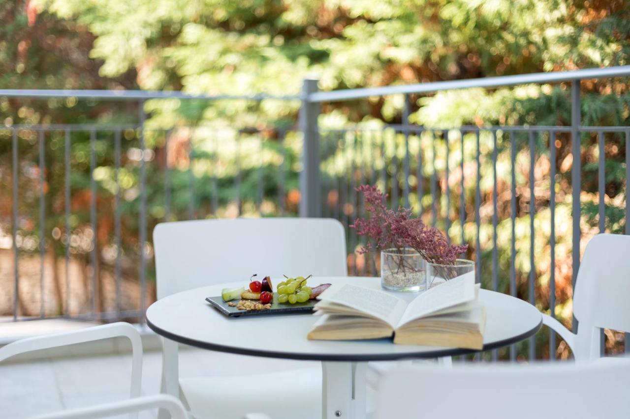 Melina Oasis Boutique Hotel Кассиопи Экстерьер фото